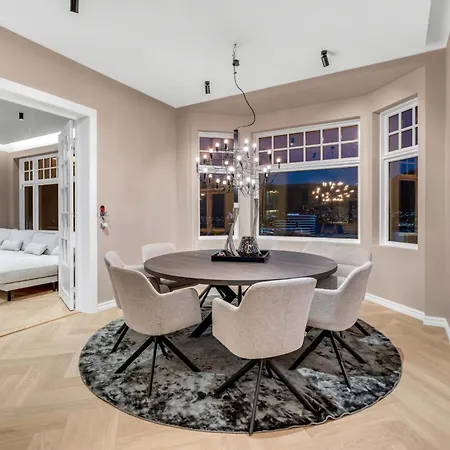 Bramy The Aurora Lux View 公寓